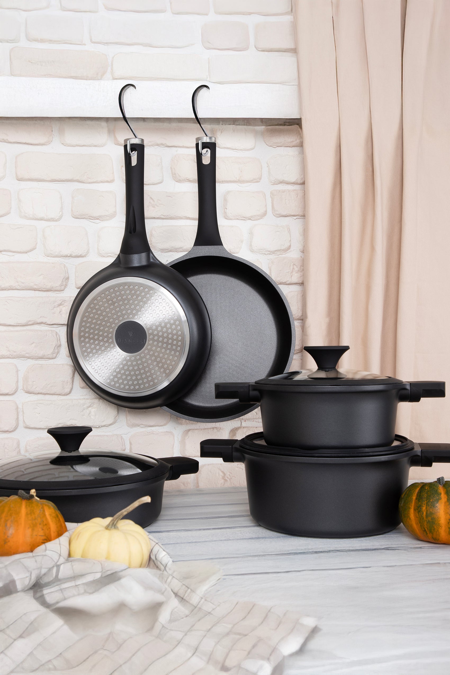 Natural Black Tencere & Tava Seti