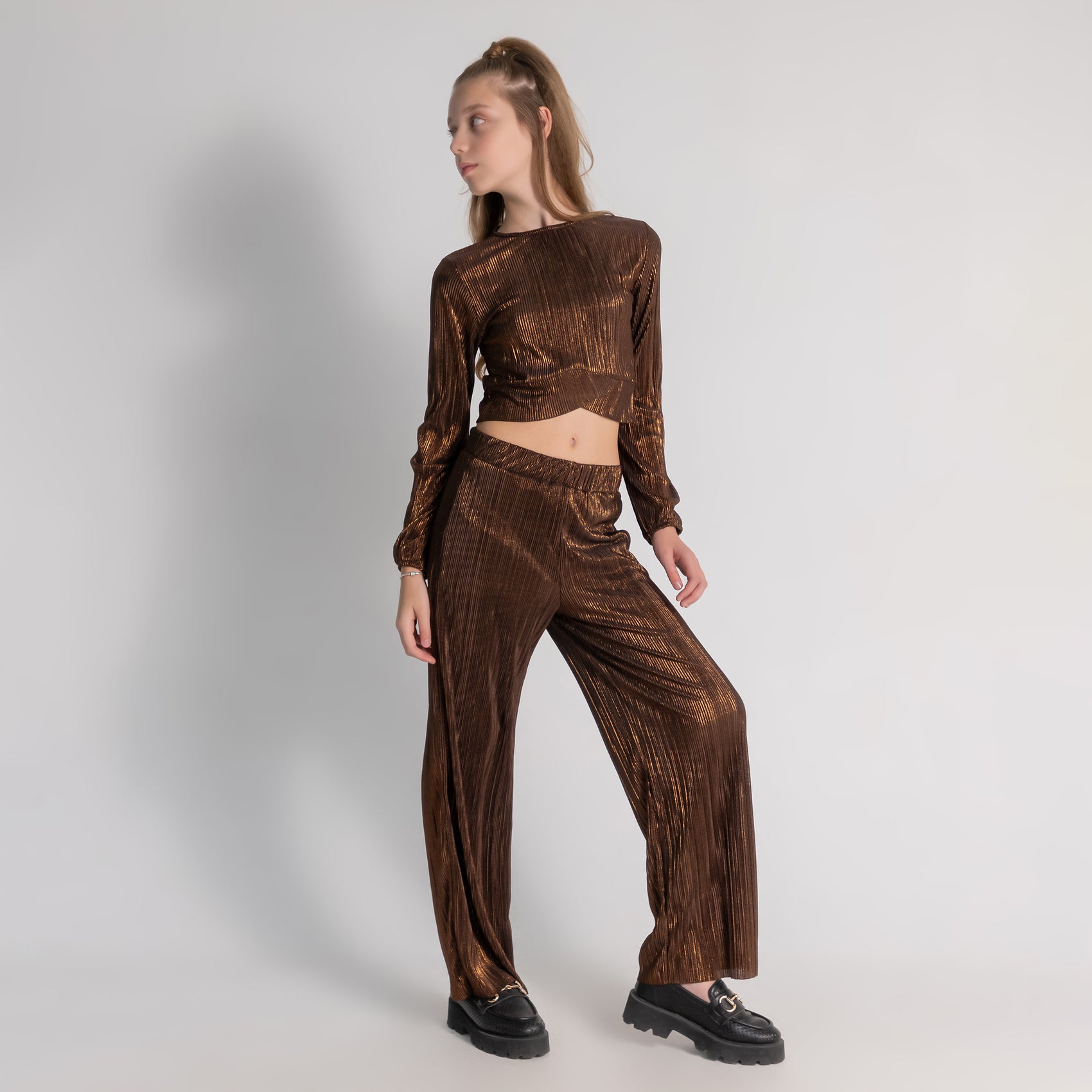 Kız Çocuk Parlak Dokulu Crop Bluz