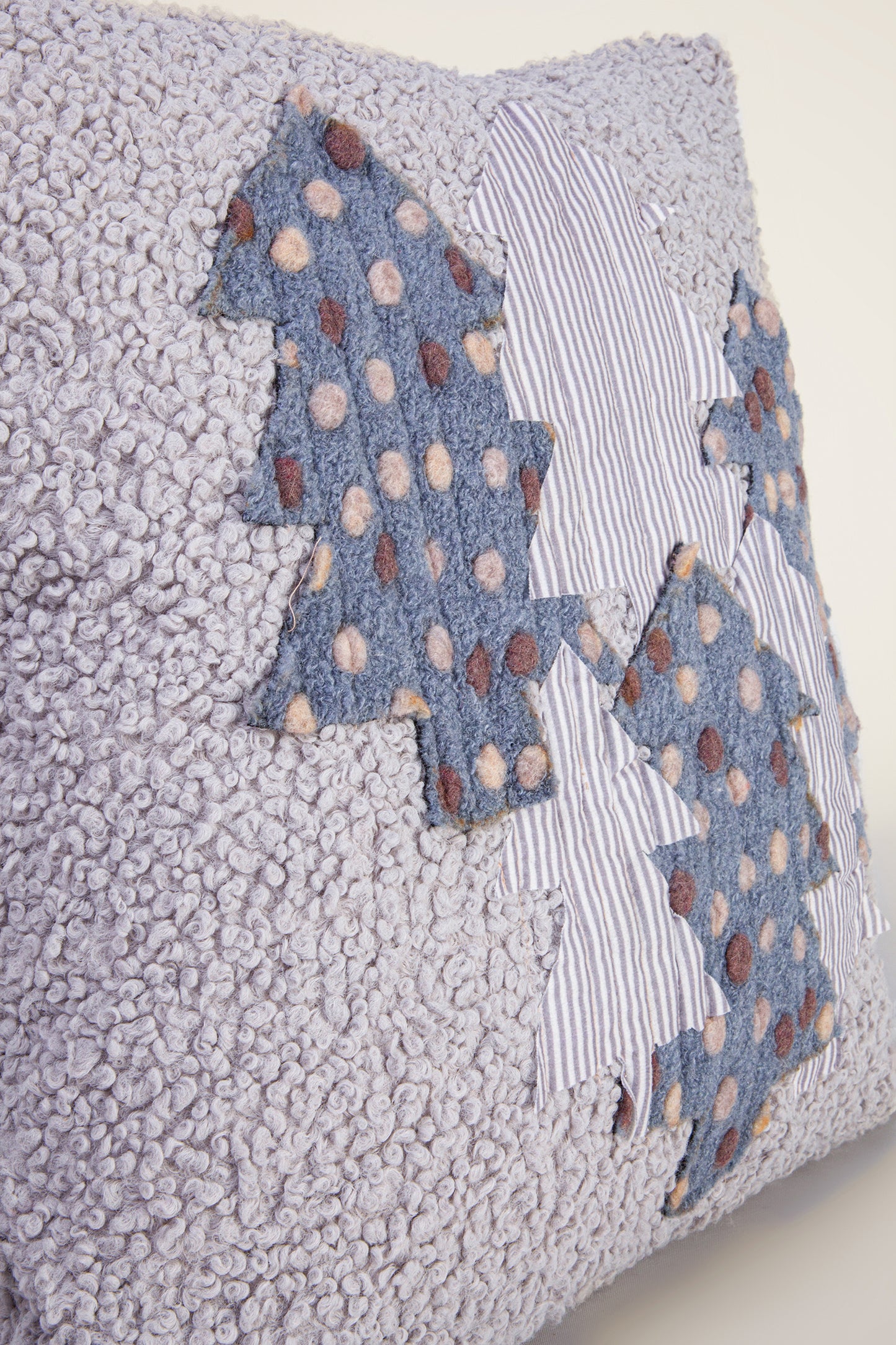 Winter Trees Kırlent