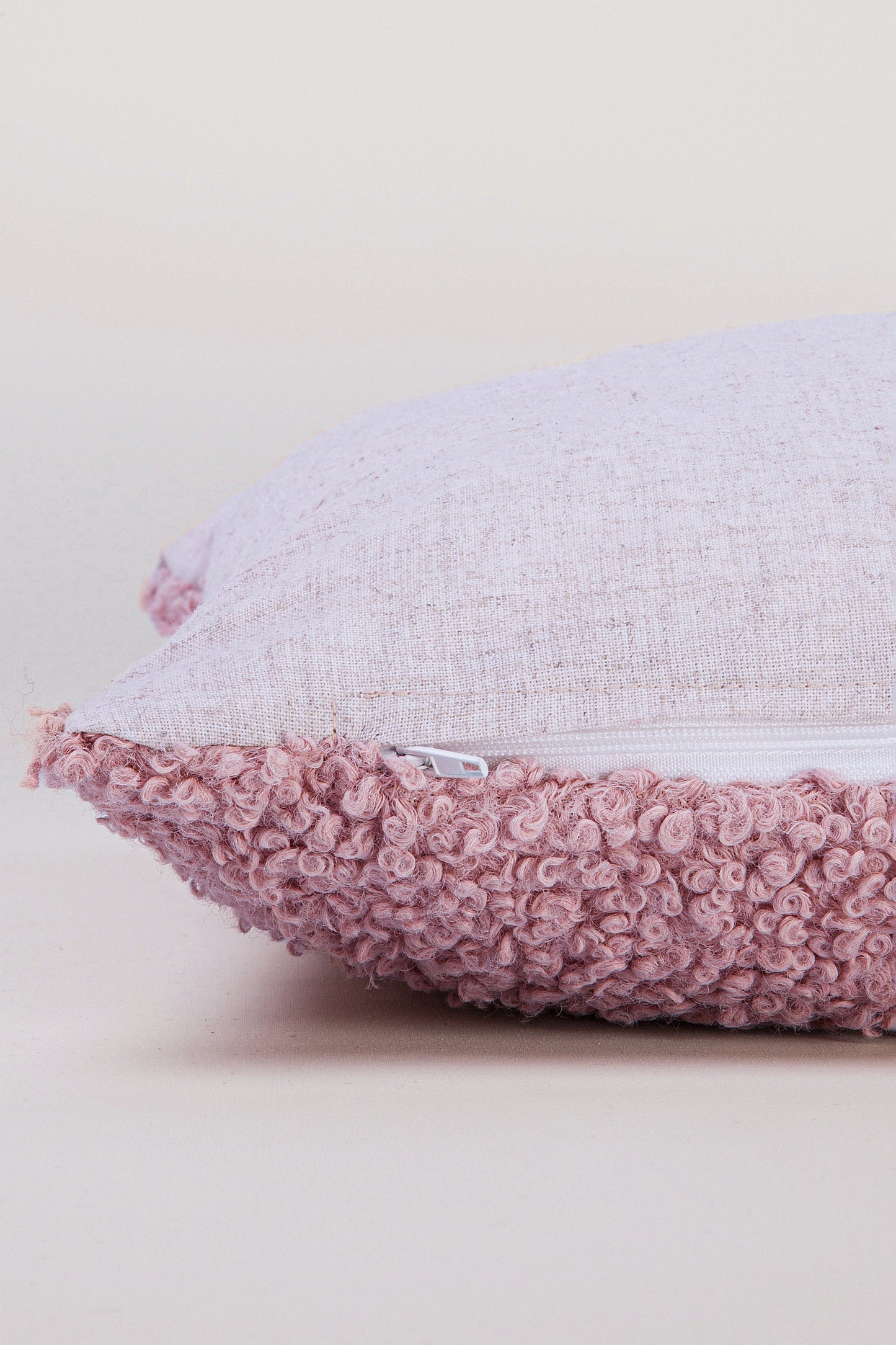 Blush Velvet Kırlent