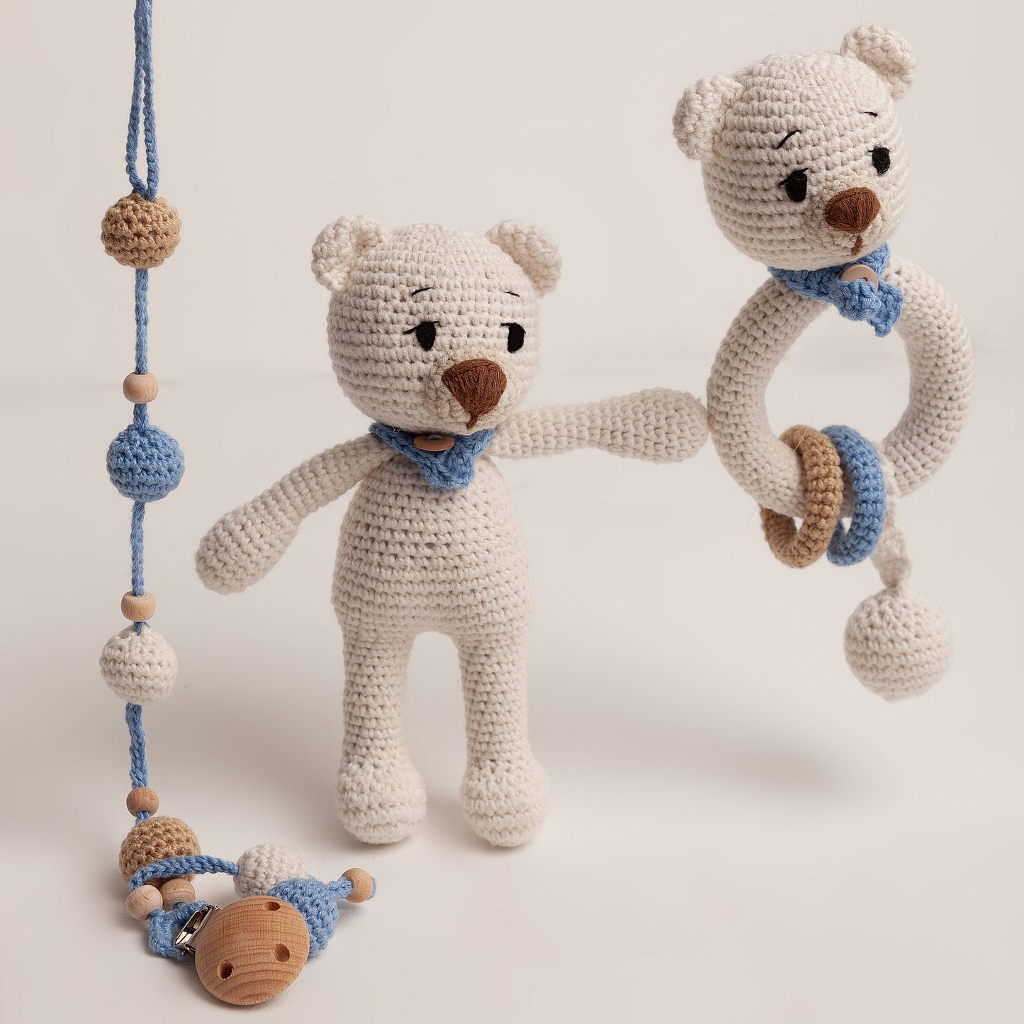 Beyaz Amigurumi Ayıcık ve Diş Kaşıyıcı Seti