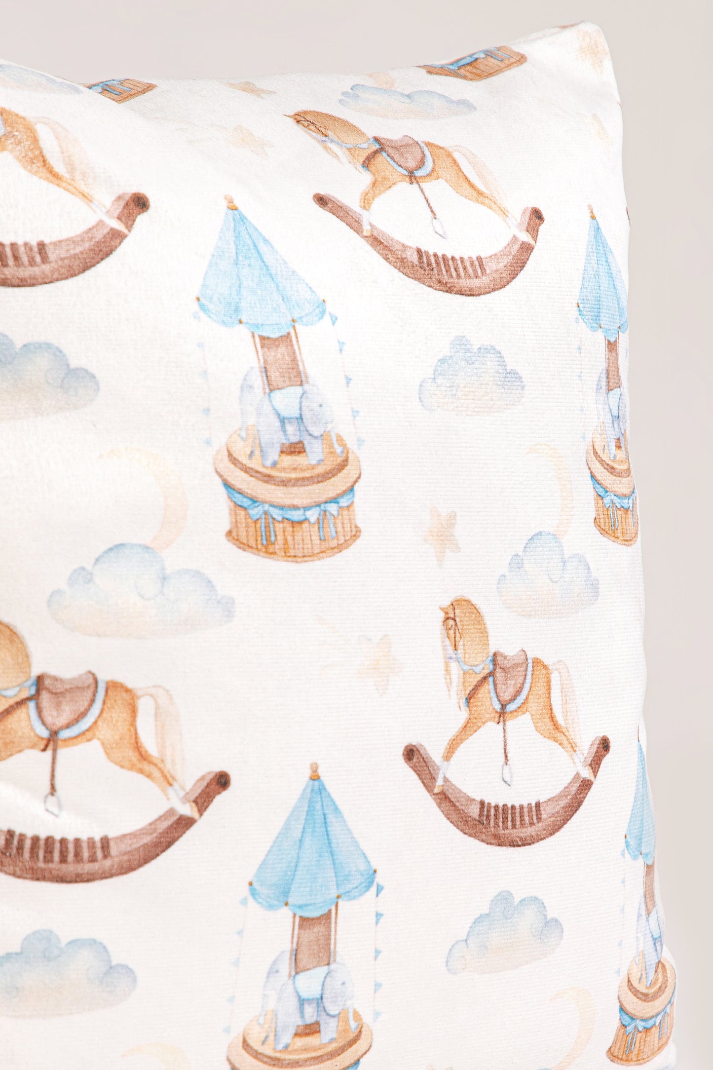 Carousel Dreams Kırlent Kılıfı
